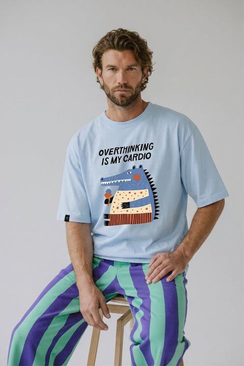 Футболка оверсайз унисекс "Overthinking is my cardio"