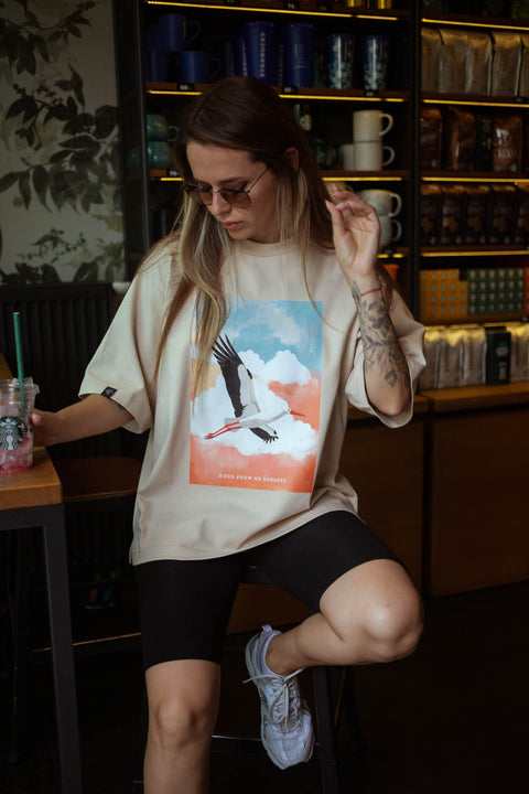 Футболка оверсайз унисекс "Birds know no borders"