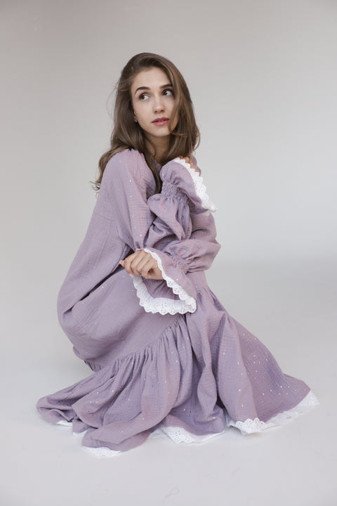 Sukienka Oversize z Podwójnej Gazy Bawełnianej z Angielską Koronką LILAC