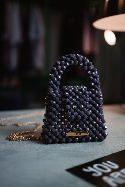 Handgefertigte Perlen-Tasche "Dark angel"