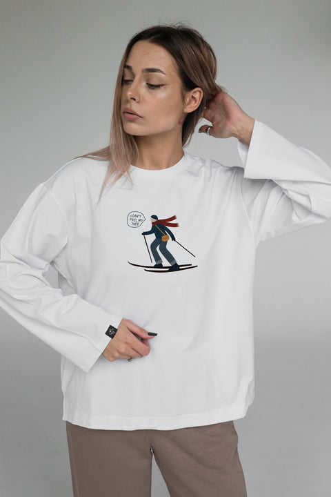 Oversized Unisex Long-Sleeve Shirt "I can't feel my toes"