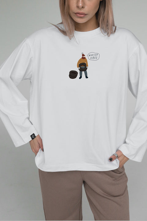 Oversized Unisex Long-Sleeve Shirt "Winter vibes"