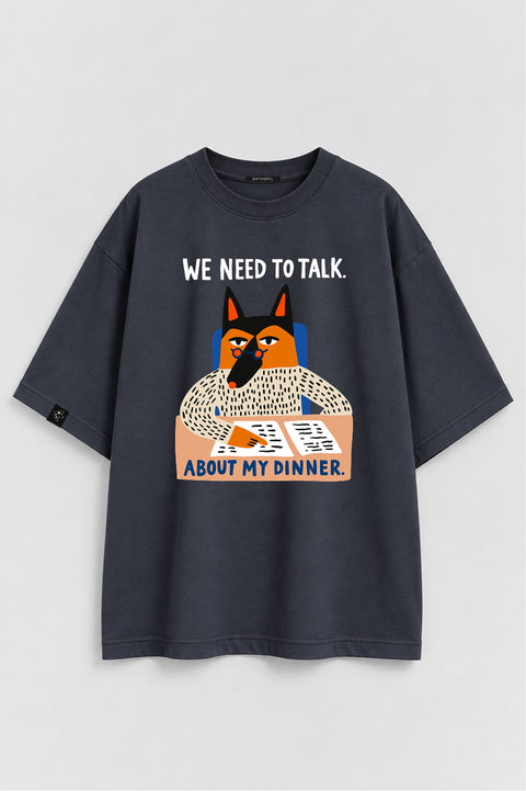Oversize'owa koszulka "We need to talk"