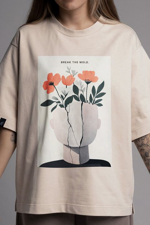 Футболка оверсайз унисекс "Break the Mold"