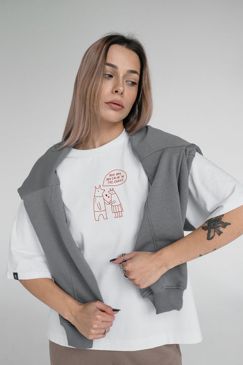 Oversized Unisex T-shirt "Calm in the chaos"