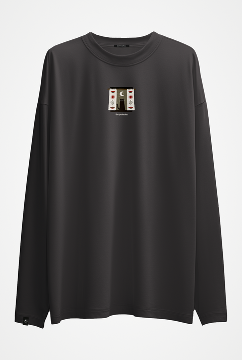 Oversized Long-Sleeve Shirt "The protector"