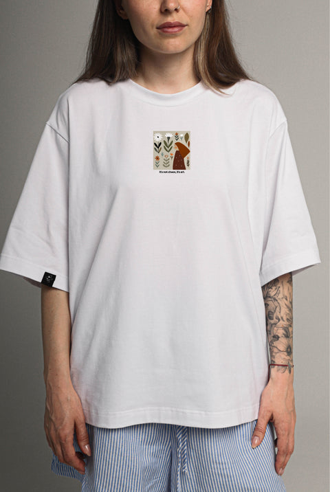 Футболка оверсайз унисекс "It’s not a chaos, it’s an art"