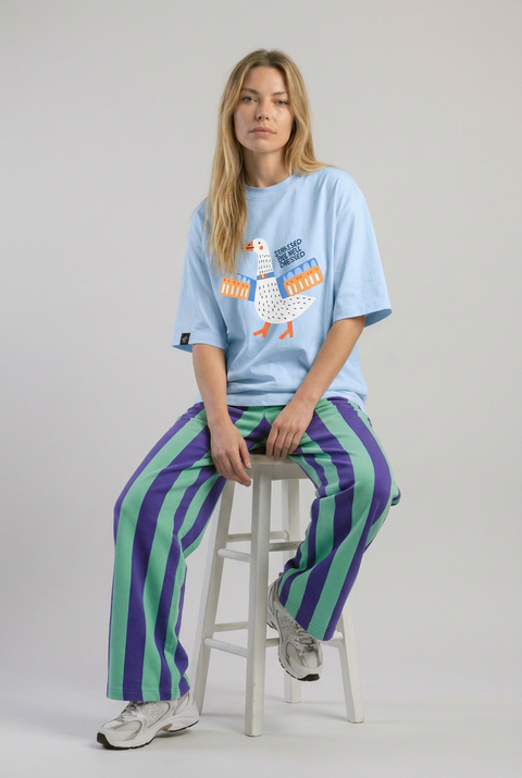 Oversize'owa koszulka "Stressed but well dressed"