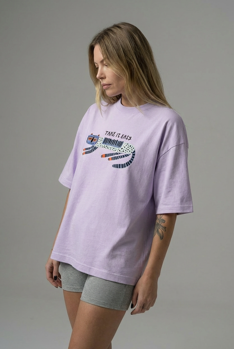 Oversize'owa koszulka "Take it easy"