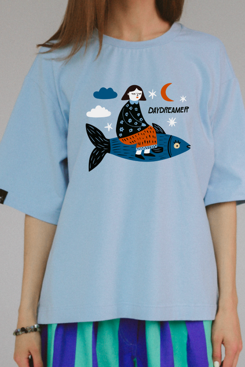 Oversized T-shirt "Daydreamer"