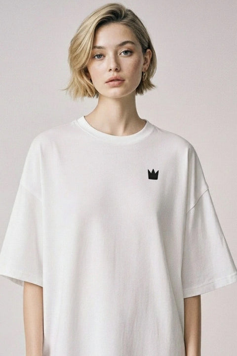 Oversized T-shirt "Believe in magic"
