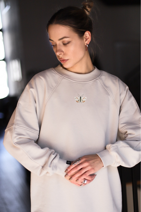 Sweatshirt "Moth"