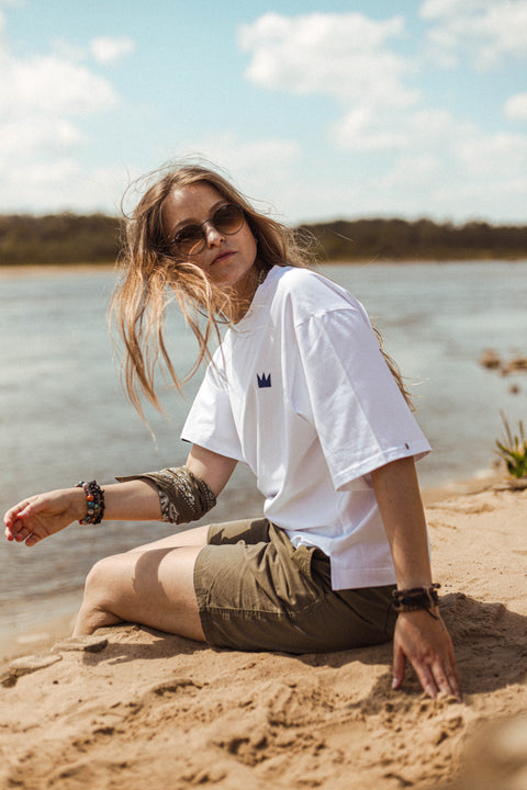 Oversize'owa koszulka "Chill"