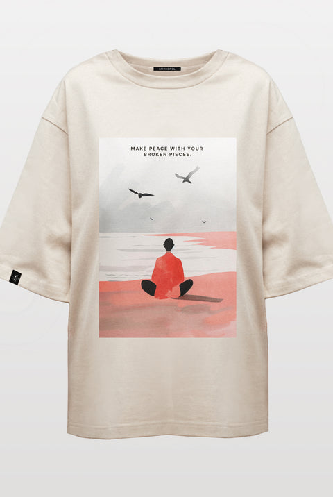 Oversized T-shirt "Make peace with your broken pieces"