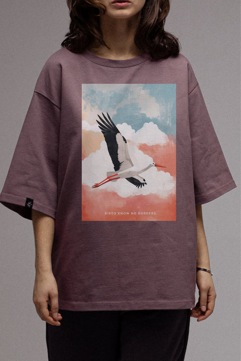 Oversize'owa koszulka "Birds know no borders" 