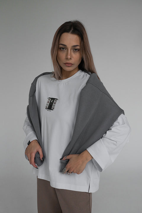 Oversized Long-Sleeve Shirt "The protector"