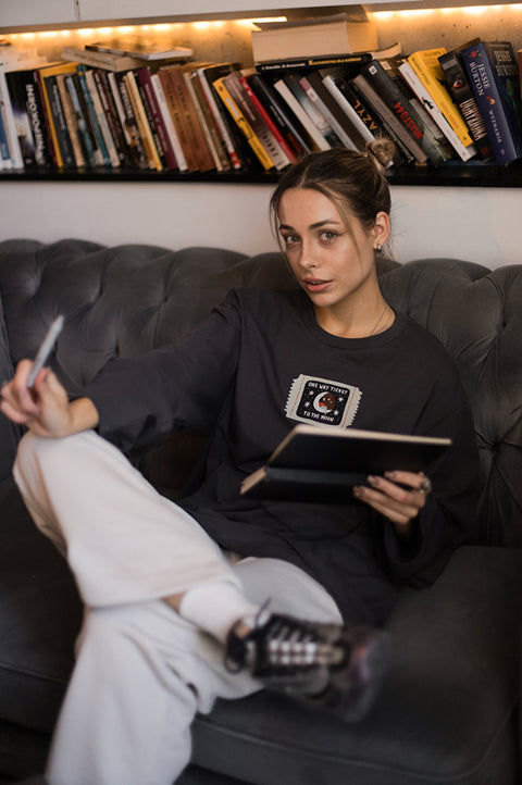 Oversized Long-Sleeve Shirt "One way ticket to the moon"