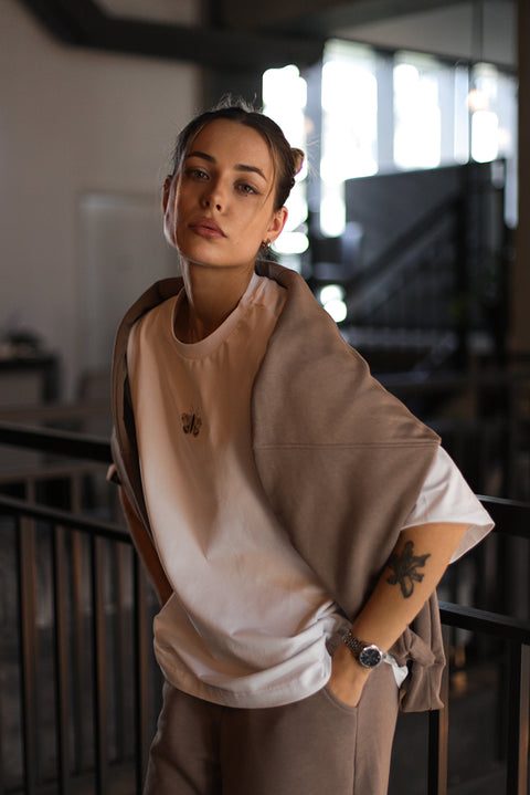 Oversized T-shirt "Moth"