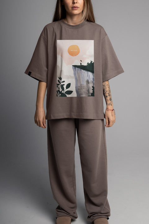 Oversized T-shirt "Believe"