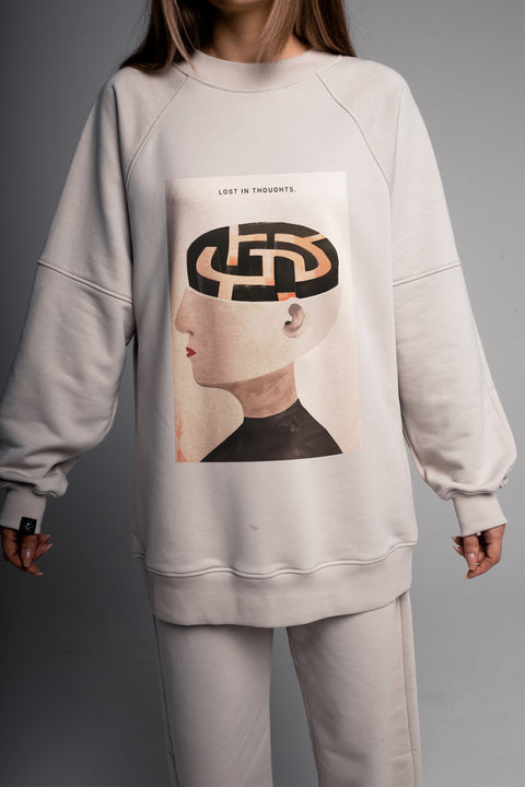 Sweatshirt "Lost in Thoughts"