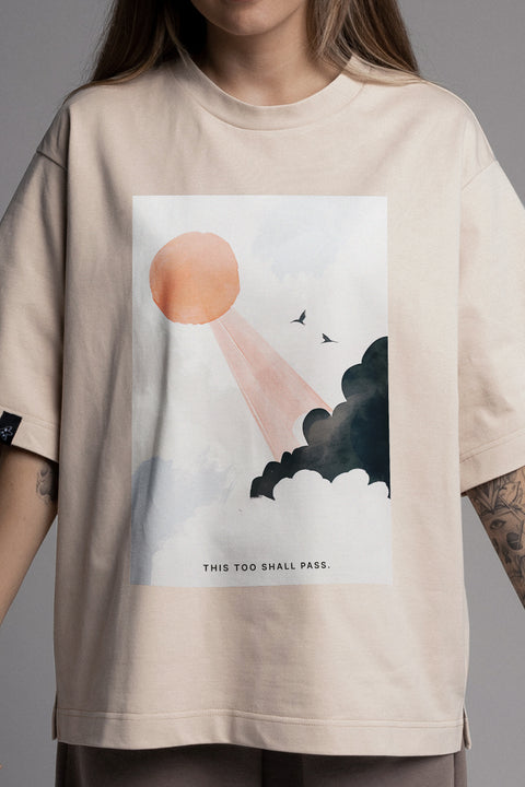 Oversized T-shirt "This Too Shall Pass"