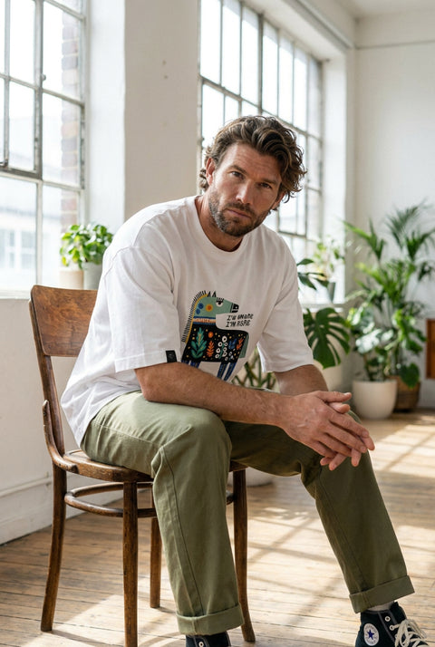 Oversized T-shirt "I'm aware I'm rare"
