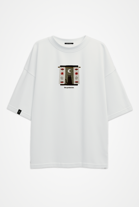 Oversized T-shirt "The protector"