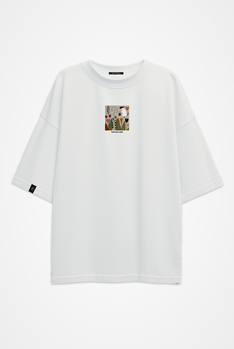 Oversized T-shirt "Feed your soul"