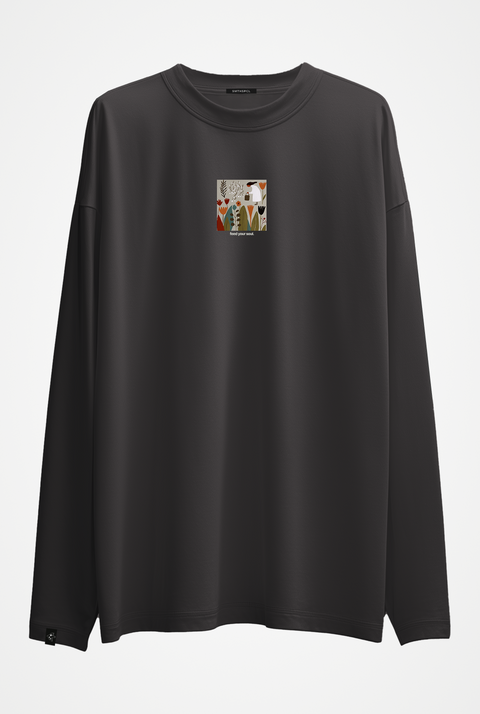Oversized Long-Sleeve Shirt "Feed your soul"