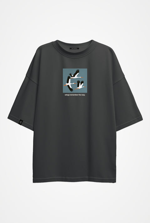 Oversized T-shirt "Wings remember the way"