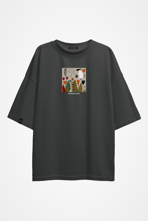 Oversized T-shirt "Feed your soul"